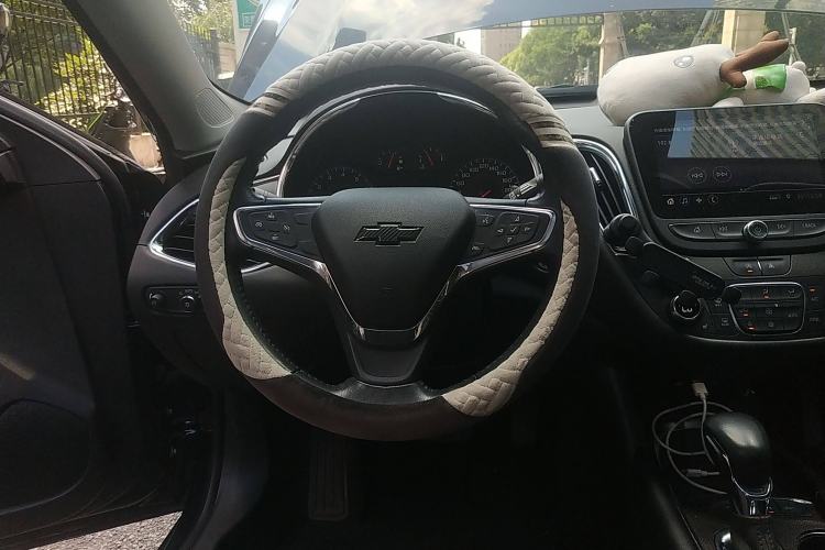 Used Chevrolet Malibu XL 2021 535T Automatic Sport Edition Steering Wheel
