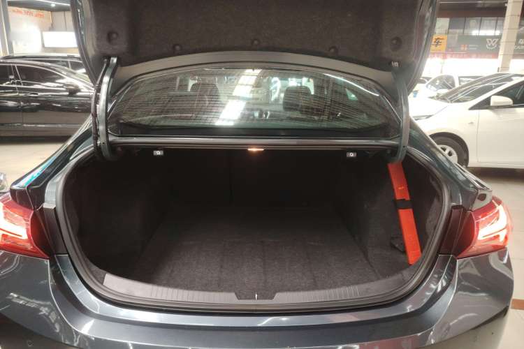 Used Chevrolet Malibu XL 2021 Redline 550T Automatic Sharp Edition Trunk