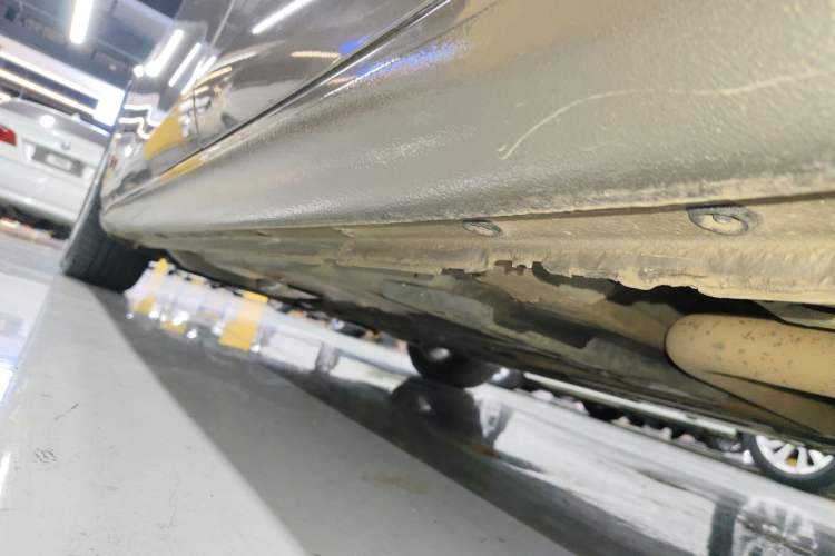 Used Chevrolet Malibu XL 2021 535T Automatic RuiLian Edition Left Side Sill