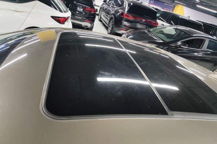 Used Chevrolet Malibu XL 2021 535T Automatic RuiLian Edition Roof