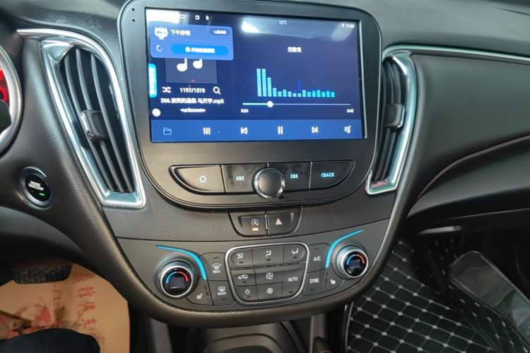 Used Chevrolet Malibu XL 2021 Redline 550T Automatic RuiLian Edition Audio And AC Panel