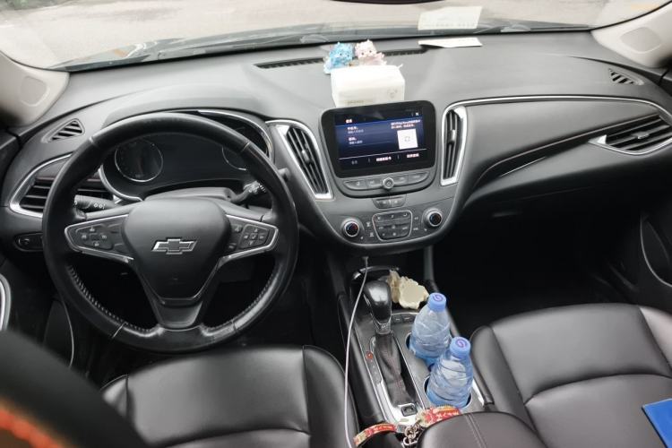 Used Chevrolet Malibu XL 2021 Redline 550T Automatic RuiLian Edition Center Console