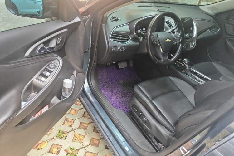 Used Chevrolet Malibu XL 2021 535T Automatic Sport Edition Driver Seat