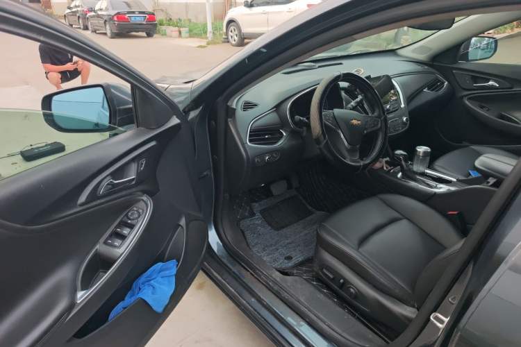Used Chevrolet Malibu XL 2021 535T Automatic Sport Edition Driver Seat