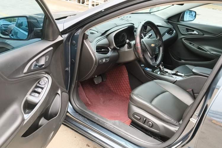 Used Chevrolet Malibu XL 2021 535T Automatic Sport Edition Driver Seat
