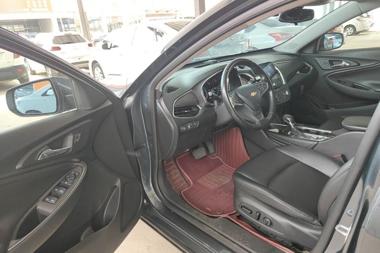 Used Chevrolet Malibu XL 2021 535T Automatic Sport Edition Driver Seat