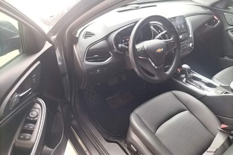 Used Chevrolet Malibu XL 2021 535T Automatic Sport Edition Driver Seat