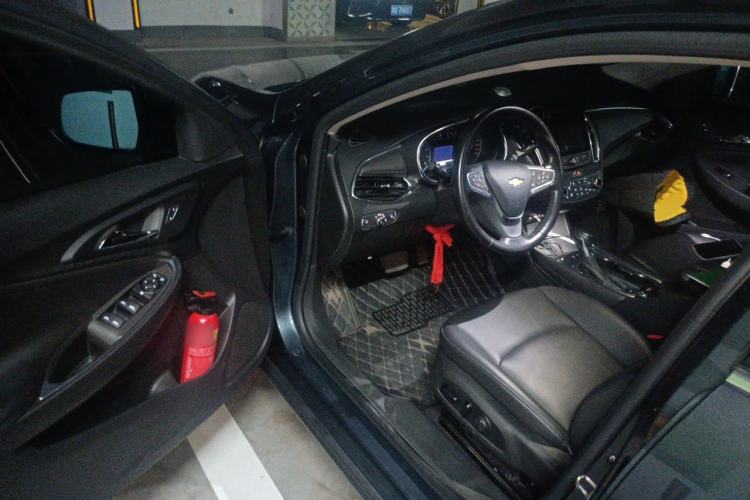 Used Chevrolet Malibu XL 2021 535T Automatic Sport Edition Driver Seat
