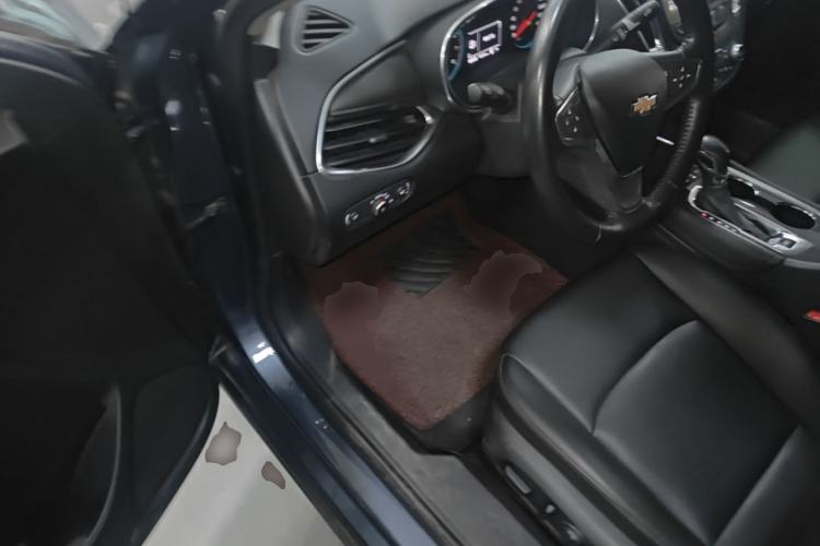 Used Chevrolet Malibu XL 2021 535T Automatic Sport Edition Driver Seat