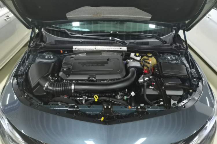 Used Chevrolet Malibu XL 2021 Redline 550T Automatic Sharp Edition Engine Bay