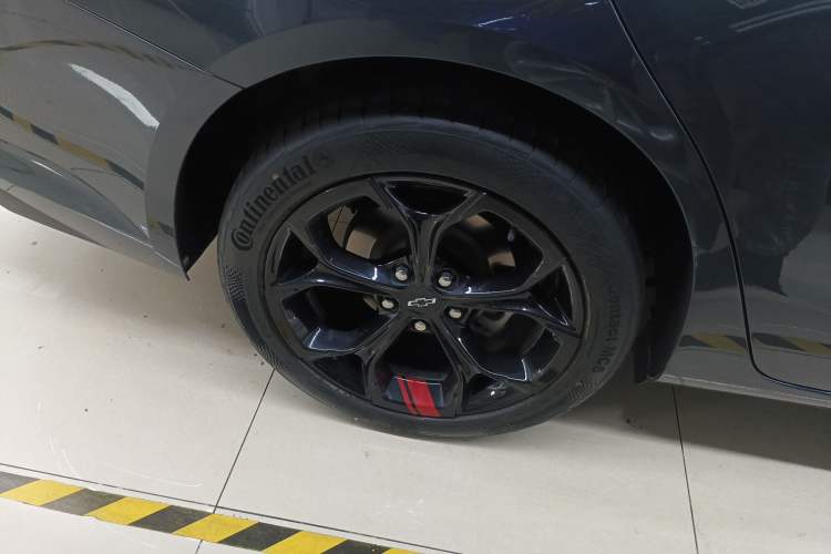 Used Chevrolet Malibu XL 2021 Redline 550T Automatic Sharp Edition Exterior 8