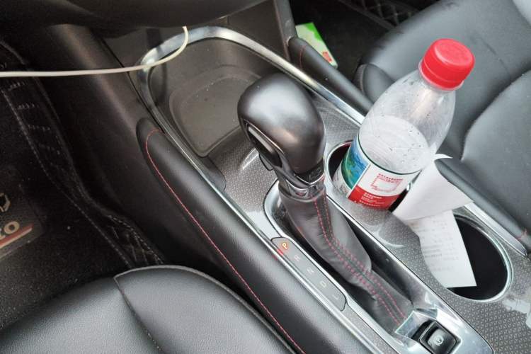Used Chevrolet Malibu XL 2021 Redline 550T Automatic Sharp Edition Gear Lever