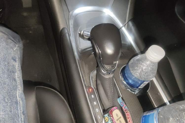 Used Chevrolet Malibu XL 2021 535T Automatic Sport Edition Gear Lever