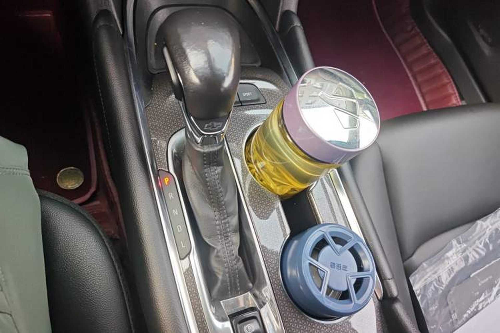 Used Chevrolet Malibu XL 2021 535T Automatic Sport Edition Gear Lever