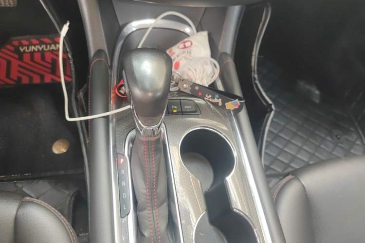 Used Chevrolet Malibu XL 2021 Redline 550T Automatic RuiLian Edition Gear Lever