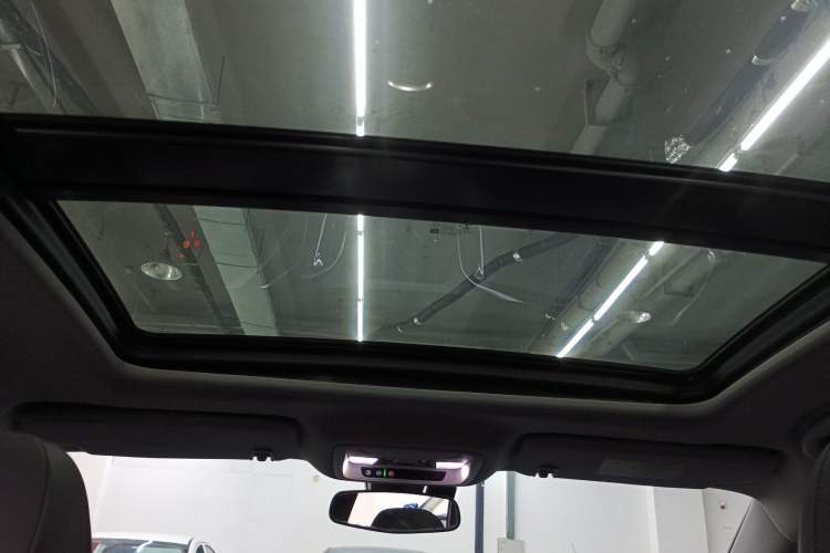 Used Chevrolet Malibu XL 2021 Redline 550T Automatic Sharp Edition Headliner