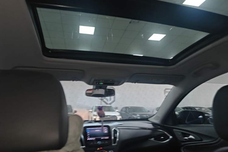 Used Chevrolet Malibu XL 2021 535T Automatic Sport Edition Headliner