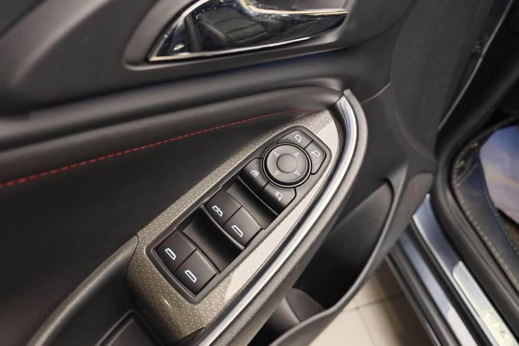 Used Chevrolet Malibu XL 2021 Redline 550T Automatic RuiLian Edition Interior 1
