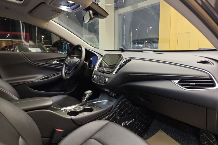 Used Chevrolet Malibu XL 2021 Redline 550T Automatic RuiLian Edition Interior 12