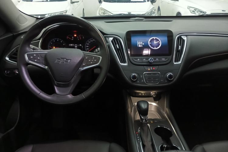 Used Chevrolet Malibu XL 2021 Redline 550T Automatic Sharp Edition Interior 2