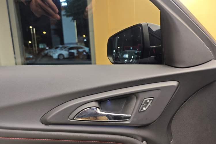 Used Chevrolet Malibu XL 2021 Redline 550T Automatic RuiLian Edition Interior 2