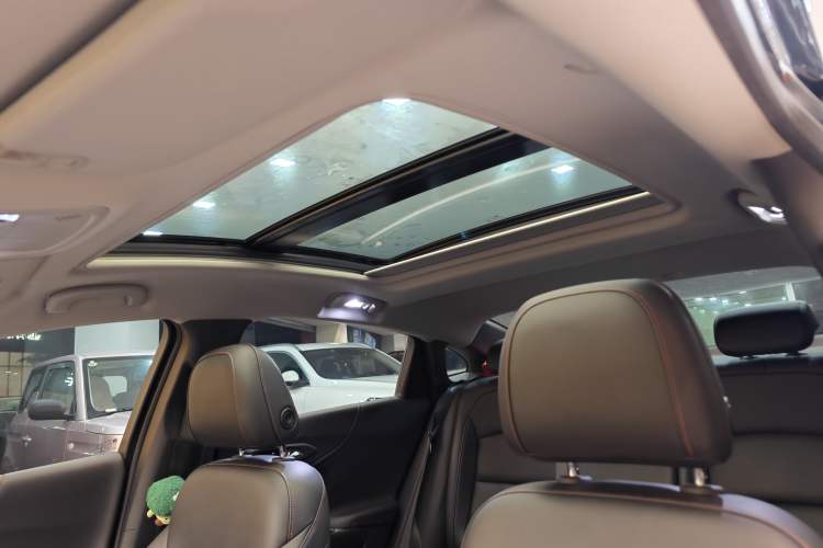 Used Chevrolet Malibu XL 2021 Redline 550T Automatic RuiLian Edition Interior 3