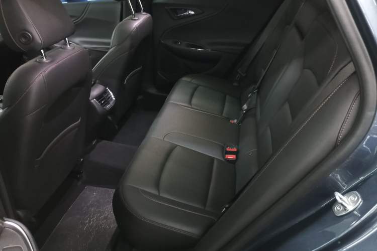 Used Chevrolet Malibu XL 2021 Redline 550T Automatic Sharp Edition Interior 4
