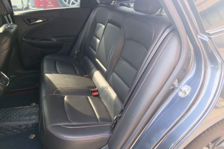 Used Chevrolet Malibu XL 2021 Redline 550T Automatic Sharp Edition Interior 4
