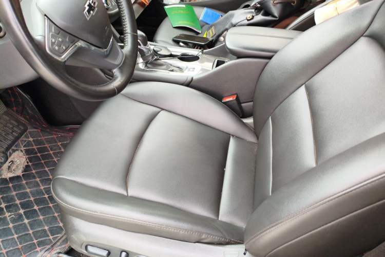 Used Chevrolet Malibu XL 2021 535T Automatic Sport Edition Left Front Seat