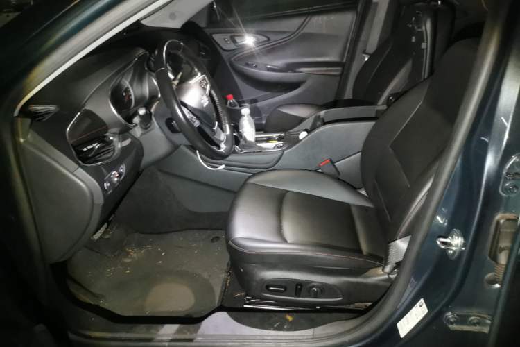 Used Chevrolet Malibu XL 2021 Redline 550T Automatic Sharp Edition Left Front Seat