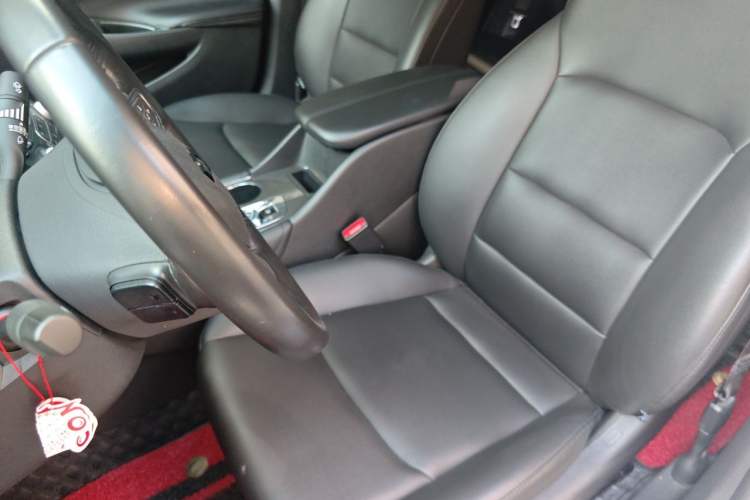 Used Chevrolet Malibu XL 2021 535T Automatic Sport Edition Left Front Seat