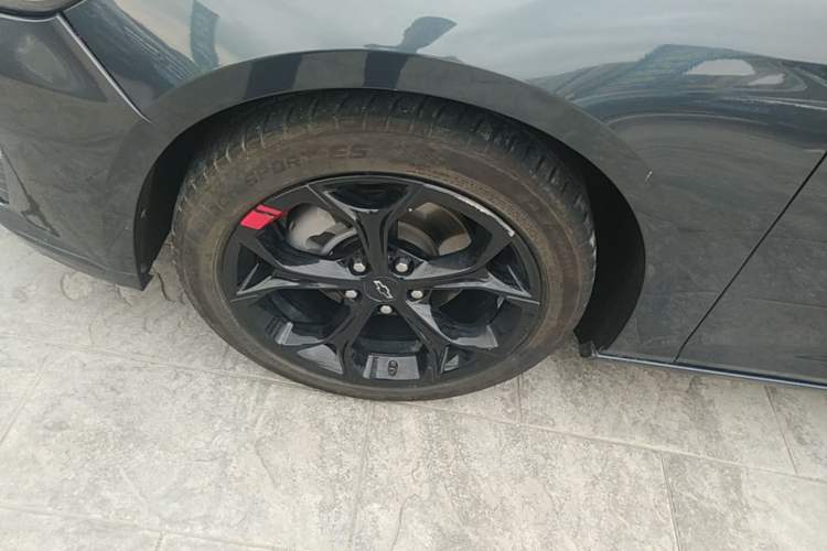 Used Chevrolet Malibu XL 2021 Redline 550T Automatic Sharp Edition Left Front Wheel Hub