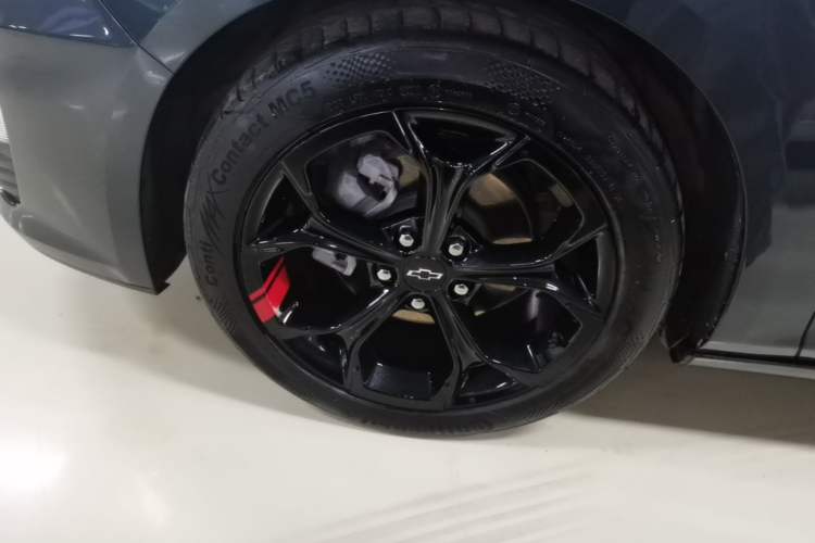 Used Chevrolet Malibu XL 2021 Redline 550T Automatic Sharp Edition Left Front Wheel Hub