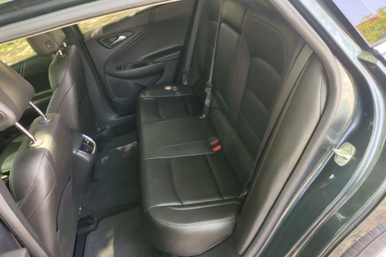 Used Chevrolet Malibu XL 2021 535T Automatic Sport Edition Left Rear Seat