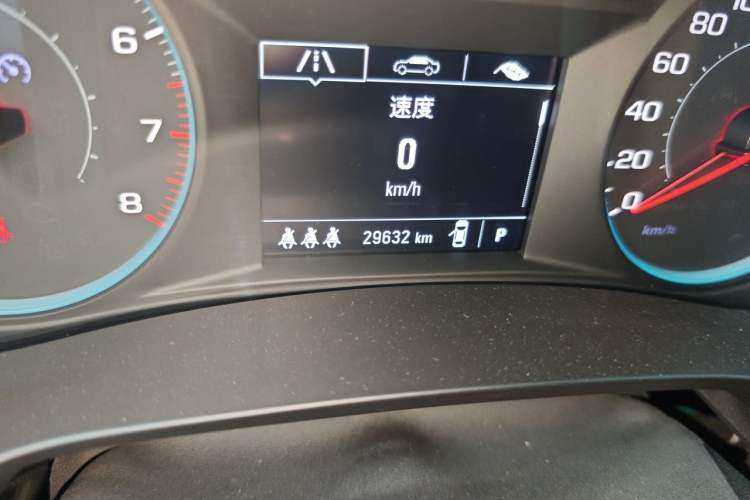 Used Chevrolet Malibu XL 2021 535T Automatic Sport Edition Odometer Close Up