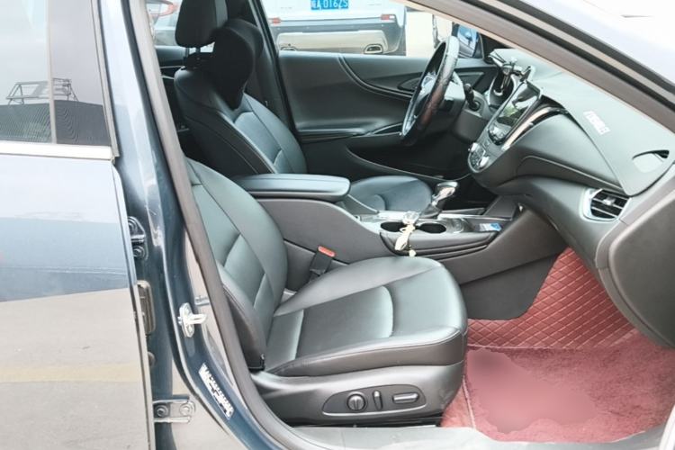 Used Chevrolet Malibu XL 2021 535T Automatic Sport Edition Right Front Seat