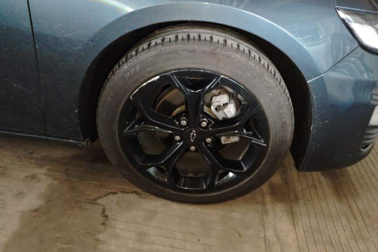 Used Chevrolet Malibu XL 2021 Redline 550T Automatic RuiLian Edition Right Front Wheel Hub