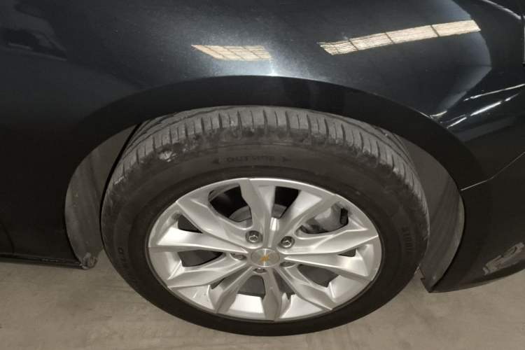 Used Chevrolet Malibu XL 2021 535T Automatic RuiLian Edition Right Front Wheel Hub