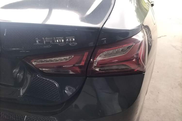 Used Chevrolet Malibu XL 2021 535T Automatic Sport Edition Right Rear Taillight