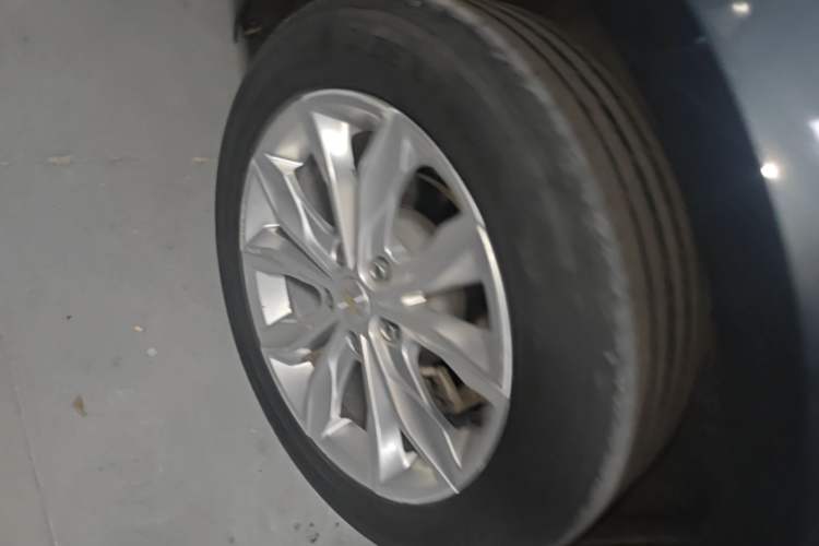 Used Chevrolet Malibu XL 2021 535T Automatic Sport Edition Right Rear Wheel Hub