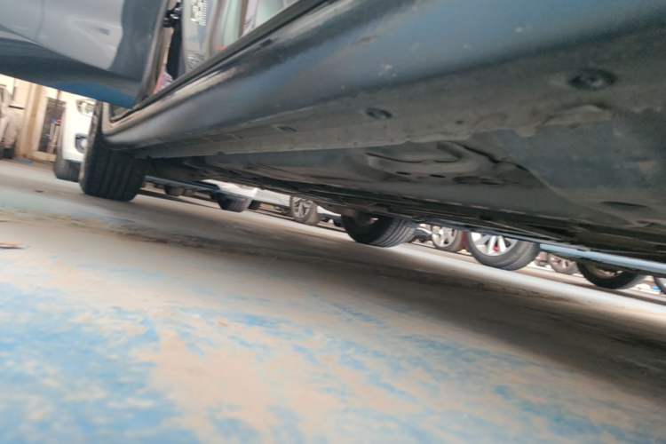 Used Chevrolet Malibu XL 2021 535T Automatic Sport Edition Right Side Sill