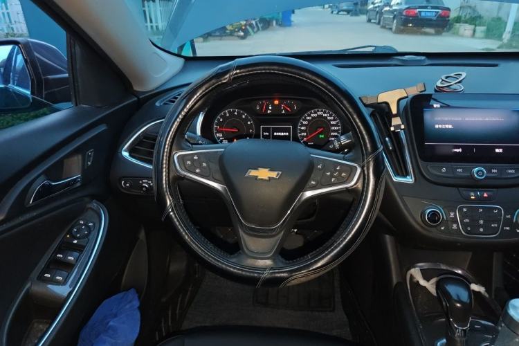 Used Chevrolet Malibu XL 2021 535T Automatic Sport Edition Steering Wheel