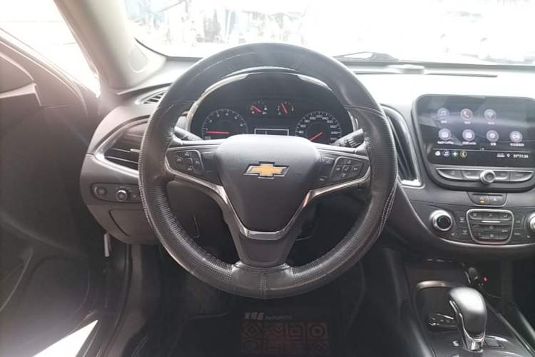 Used Chevrolet Malibu XL 2021 535T Automatic Sport Edition Steering Wheel