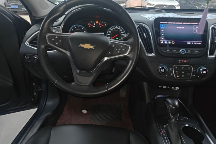 Used Chevrolet Malibu XL 2021 535T Automatic Sport Edition Steering Wheel