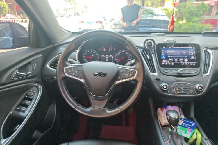 Used Chevrolet Malibu XL 2021 535T Automatic Sport Edition Steering Wheel