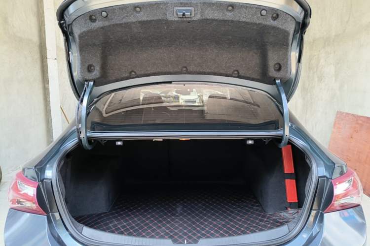 Used Chevrolet Malibu XL 2021 535T Automatic Sport Edition Trunk