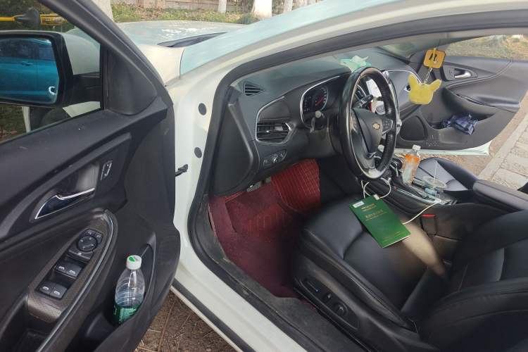 Used Chevrolet Malibu XL 2021 535T Automatic Sport Edition Driver Seat