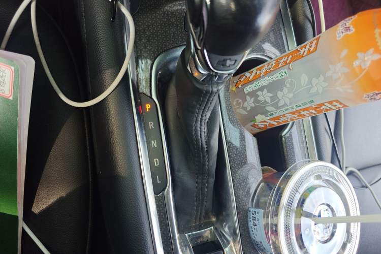 Used Chevrolet Malibu XL 2021 535T Automatic Sport Edition Gear Lever