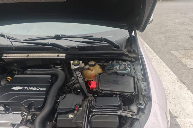 Used Chevrolet Malibu XL 2021 535T Automatic Sport Edition Engine Bay Left