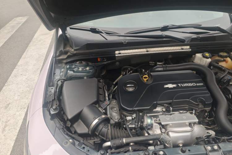 Used Chevrolet Malibu XL 2021 535T Automatic Sport Edition Engine Bay Right